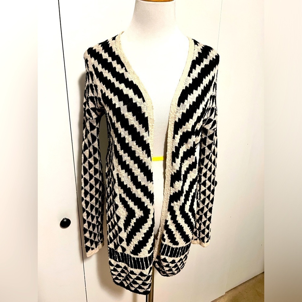 Lucky Brand Knit Swaeter